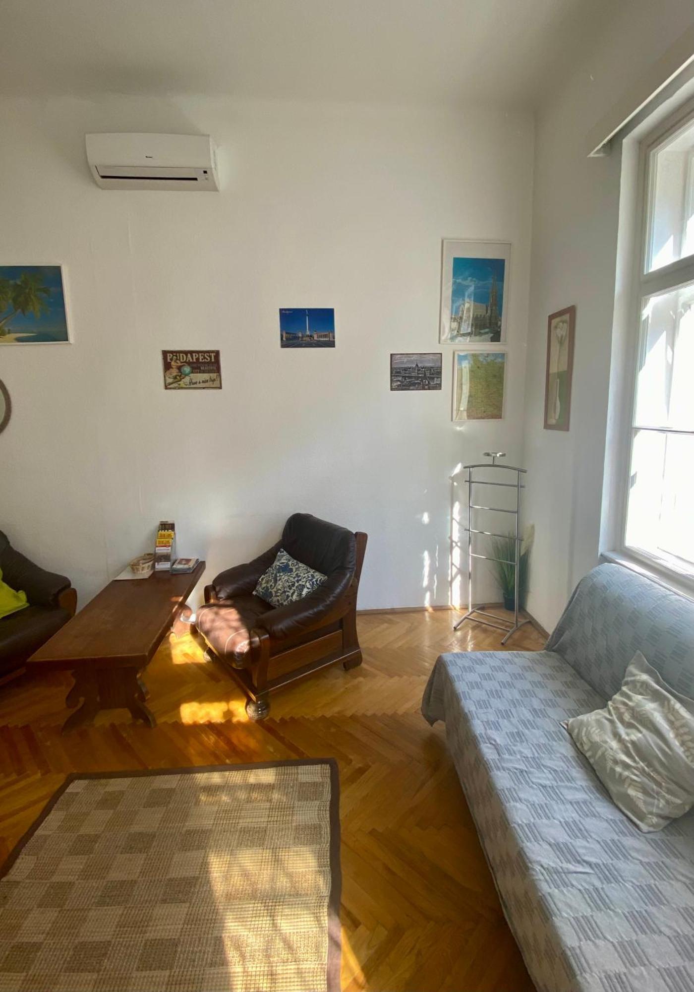 Astoria Lägenhet Budapest Exteriör bild