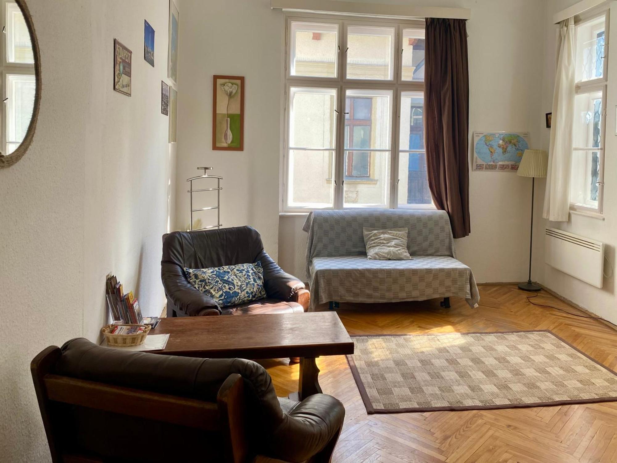 Astoria Lägenhet Budapest Exteriör bild